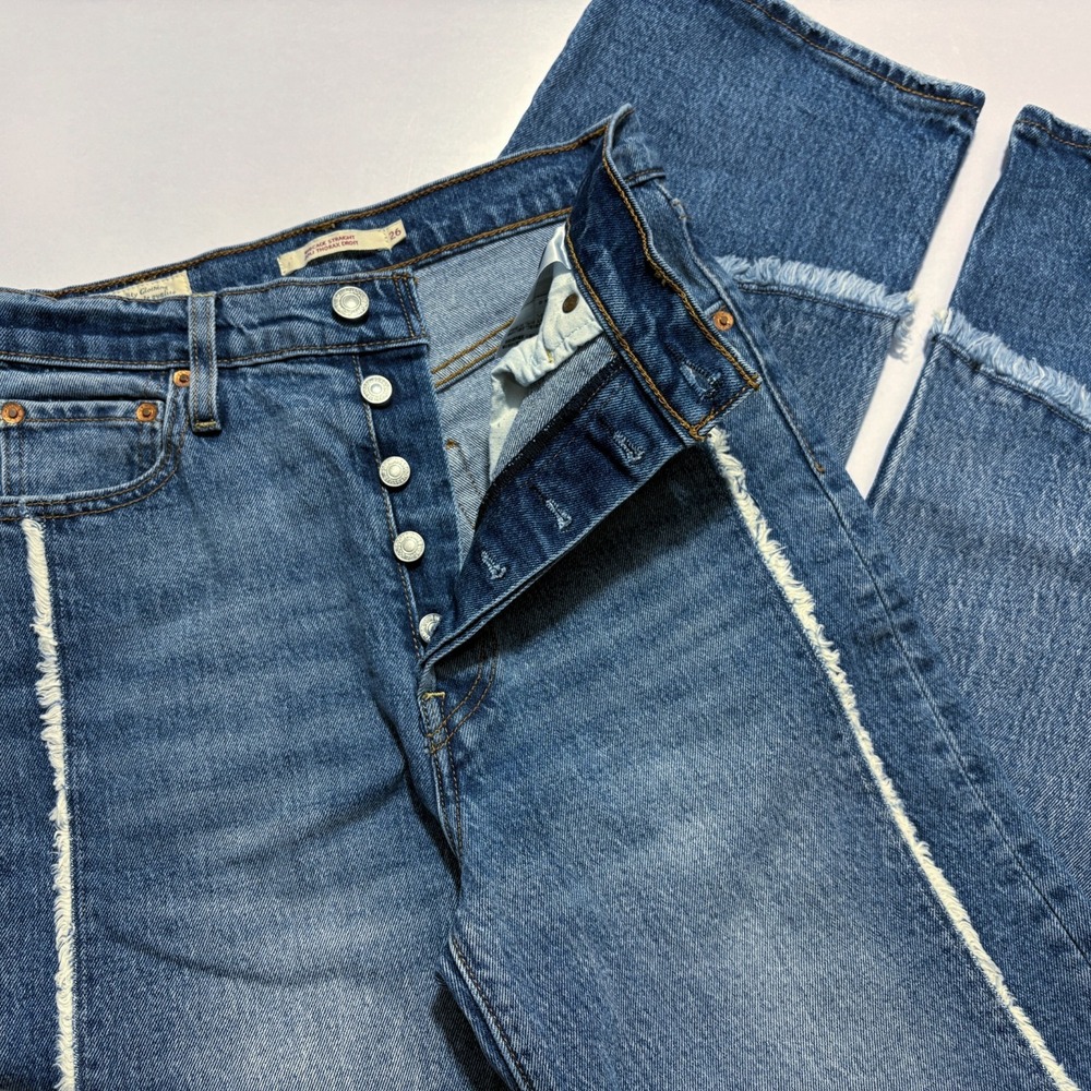 Levis Premium Jeans Ribcage Straight High Rise Western Fray Trim Womens 26x26
